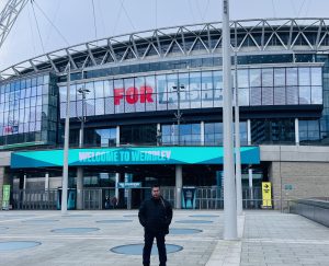 Estadio Wembley capacidad 90 mil personas