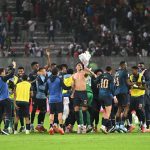 ECUADOR CLASIFICA POR QUINTA VEZ AL MUNDIAL CON 10 HOMBRES FRENTE AL PERÚ.